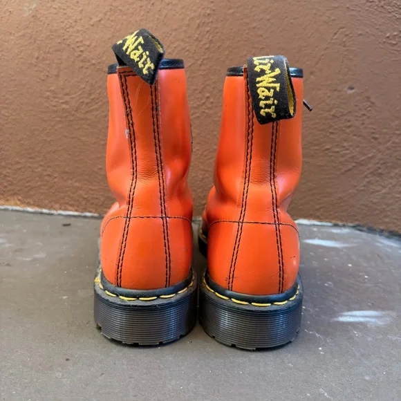 VINTAGE Dr. Martens MIE Orange in UK 8.5! display picture 3